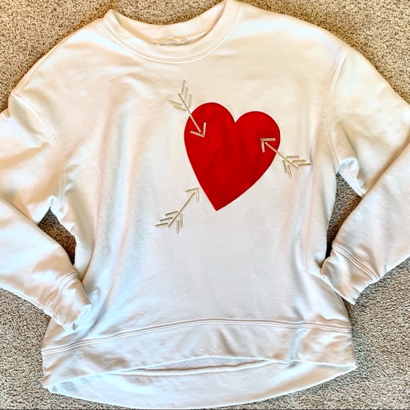 H&M Valentine Heart White Crewneck Sweatshirt - Picture 1 of 3